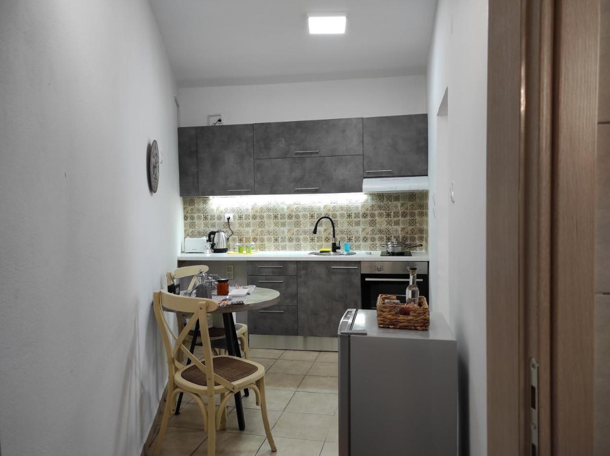 Secret Stories Studio Apartment Heraklion  Exterior photo